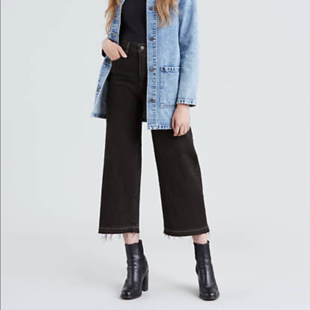 Levi’s mile high wide leg crop with raw edge